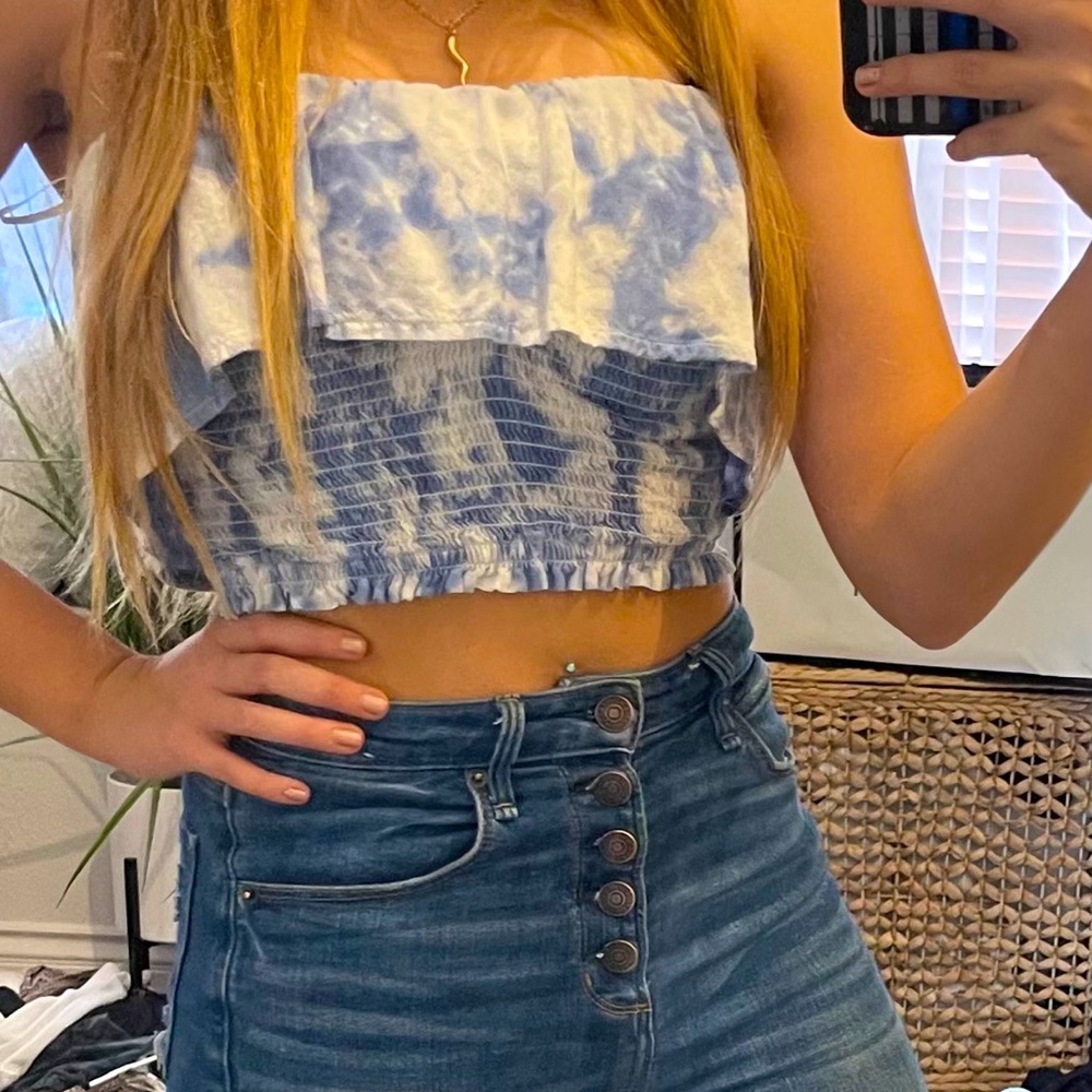 Hollister crop top